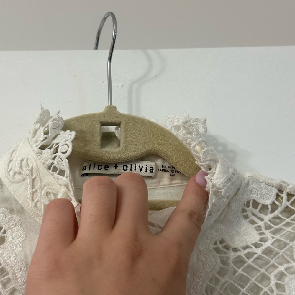 Alice + Olivia White Lace Blouse - Picture 5 of 8